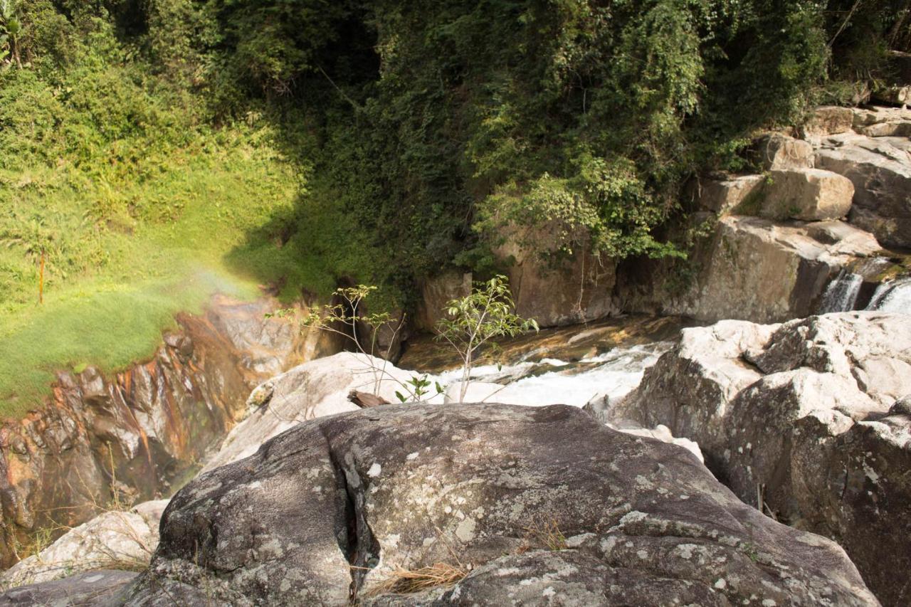 Pousada Cascata Casimiro de Abreu Esterno foto